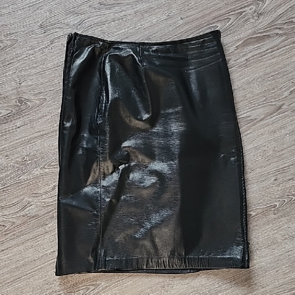 Danier Shiny Black Pencil Skirt